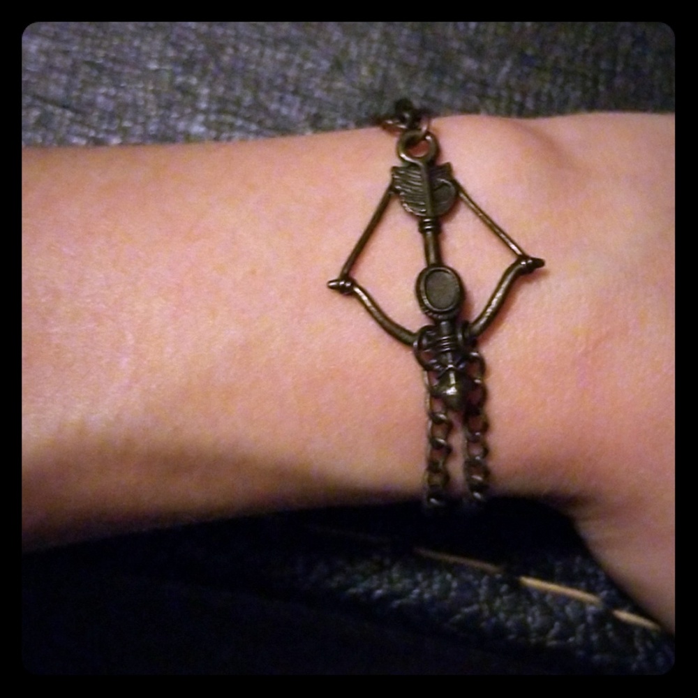 Crossbow arrow brass chain bracelet